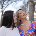 Daniela Martins Instagram - Joyeux anniversaire à ma petite sœur ♥️ Le jour où tu es née j’ai découvert qu’on pouvait pleurer de joie, j’ai découvert qu’on pouvait ne pas porter l’enfant et l’aimer comme le sien. J’ai appris à protéger, tu m’as tant appris… Un peu ta sœur, un peu ta maman je serai toujours là pour toi. Je t’aime fort ♥️ (La deuxième pour faire remonter le temps 🥹)
