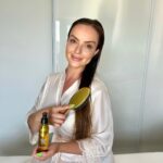 Daniela Nízlová Instagram - Good hair speaks louder than words! @syoss #syoss #oleointense #spolupraca #luxusnylesk
