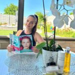 Daniela Nízlová Instagram - Kedze vekom plet straca pruznost, dam si zalezat na kvalitnej kozmetike vhodnej na moju citlivu plet. Preto rada skusam stale nieco nove. V online katalogu @hebe.global alebo najnovsie aj v ich novej mobilnej aplikacii najdete dermokozmetiku na rozne typy pleti. Do 31.7.s kodom HEBE30 plati -30% zlava na vsetky produkty pri nakupe s minimalnou objednavkou 13€. #spolupraca #hebeglobal @hebe.global