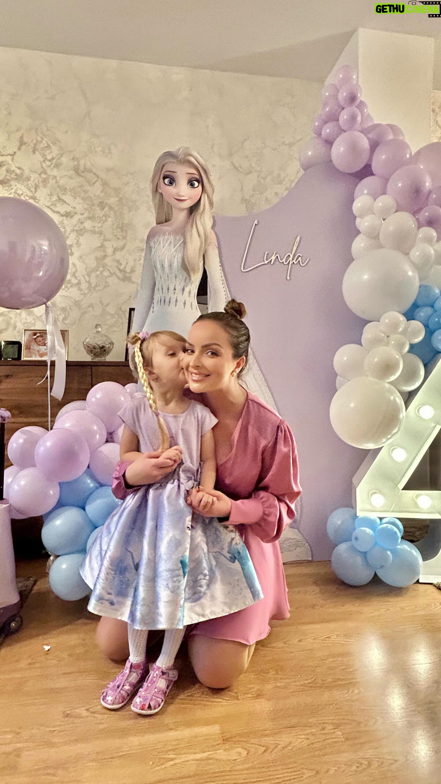 Daniela Nízlová Instagram - To bolo radosti🎉 Aj ked Linduska je trosku chorucka, narodeninovu party si uzila na jednotku🤩