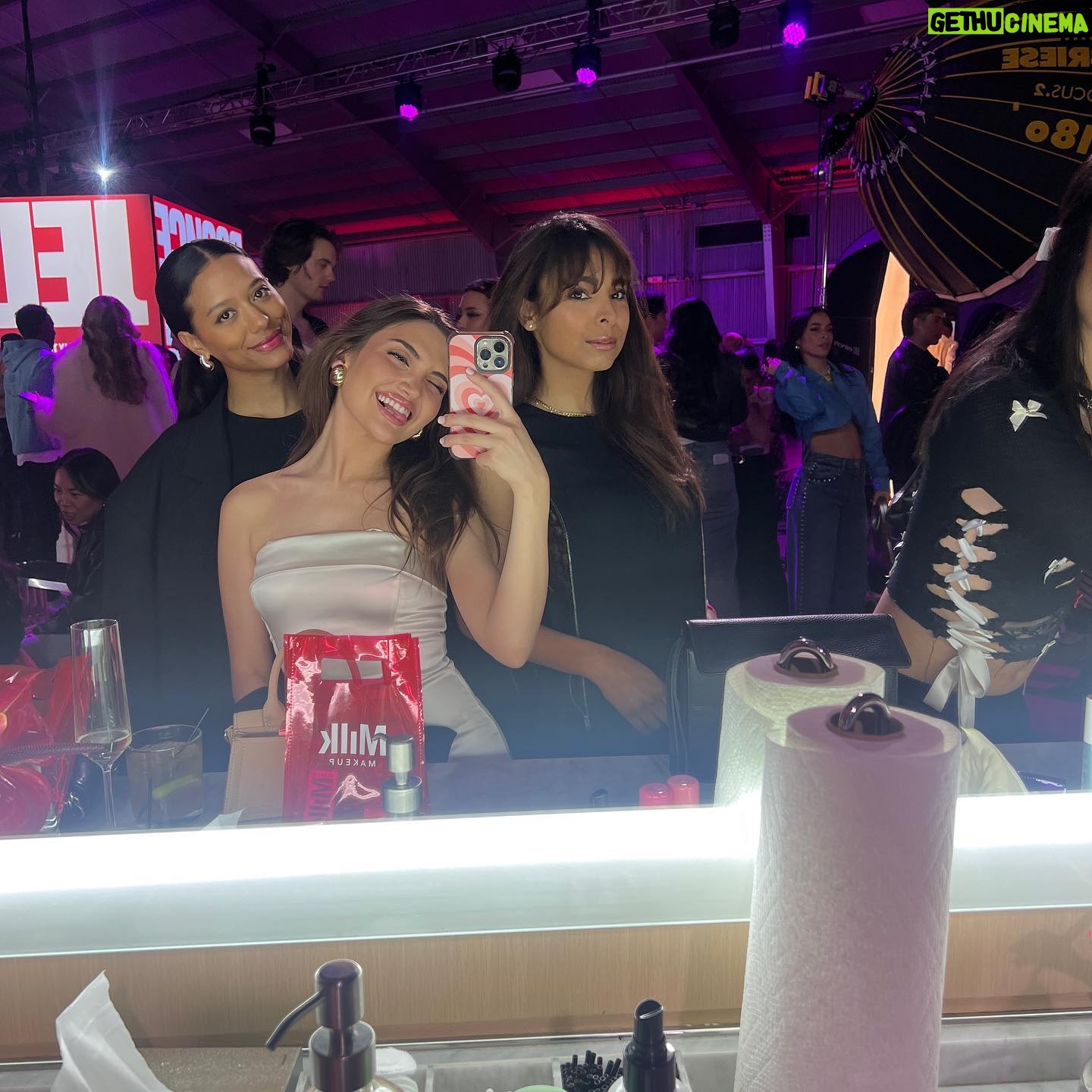 Daniela Nieves Instagram - Thank you @milkmakeup for such a fun event🫶 The cheek jelly tint is now my go-to