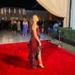 Daniela Nieves Instagram - VA babies came together to watch the one n only Julie Plec accept her Hero Award at the Berlanti Heroes Gala. 1.4 million dollars were raised for cancer tn