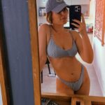 Daniela Paschoal Instagram - da série - espelho .