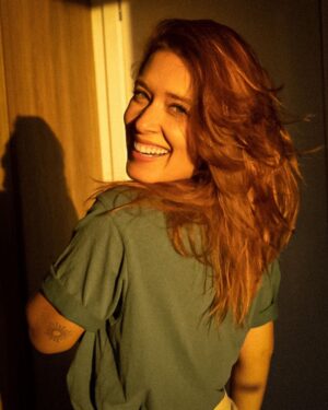 Daniela Paschoal Instagram - em folha
em graça
em vida
em força
em luz
•
•
•
@drialvesfoto e @eunadiareis