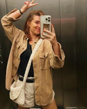 Daniela Paschoal Instagram - da série - espelho .