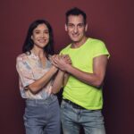 Daniela Ramírez Instagram - GRACIAS GRACIAS GRACIAS POR TANTO! Seguir aprendiendo .. querer a los amigos , a los equipos maravillosos que hacen posible que tengamos historias. Me los llevo en el 🫀. Profundamente agradecida de esta humana noble , sencilla, ingenua y trasparente . La defendí hasta el final a mi reina linda ♥️ gracias @nicolas_alemparte por verme siempre en este personaje , gracias @gaburzua por ser mi compañero confidente puño lágrima y oreja. Gracias @marcocruzat por estar ahí siempre , gracias a mi Aldo que siempre me cuida . García equipo más que amado y gracia a él curso más hermoso y siniestro que cualquiera pueda tener . Nos reímos más que sufrimos . Alta historia! Y aunque ustedes no lo crean ..Si me peinaba 😎🫶🏻jjjj Gracias a todos por encariñarse, odiar,llorar y vernos💫 @baezaignacia @palomamoreno @nicoyarzun @gabrielcanasg @mariaomegnaoficial @fele.rojasd @conmackenna @francaimboden @franciscoreyesmor @bdellaschiava @nicpo @tamaraacostazambra @joseantonioraffo
