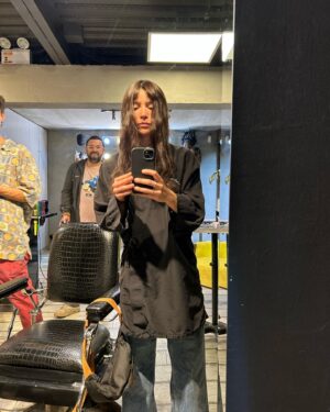 Daniela Ramírez Instagram - pelo.. ya no sé cómo está.
 Todo  crece 🌱