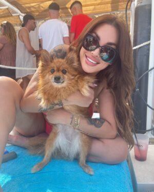 Daniela Santiago Instagram - 🤍 2023 NALA ❤️‍🔥

@edenbeachtorremolinos