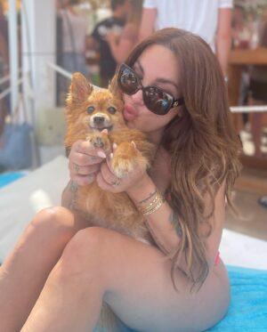 Daniela Santiago Instagram - 🤍 2023 NALA ❤️‍🔥

@edenbeachtorremolinos