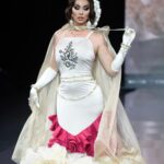 Daniela Santiago Instagram - Queridísima amiga @_sarasanabria_ Ha sido un inmenso placer compartir contigo este momento tan bonito en @simofsevilla tienes el arte en las manos de crear vestidos de ensueño ! Te quiero!! Muchísimas gracias @maryna_torres esas joyas eran Preciosas!! 💖 Makeup & hair @estilismo_antonio un lujo ponerme en tus manos !! ❤️ Carrete 1 . Vienen más fotos y vídeos preciosos ! Estar atentos ! ❤️