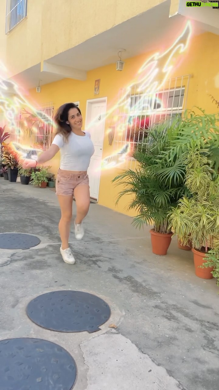 Daniele Hypólito - 4.3K Likes - Eu estou tão feliz🥰😃
Obrigado meu Deus !!!
#ela #amo #felicidade #danyhypolito
