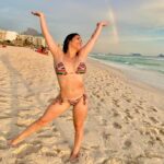 Daniele Hypólito Instagram – Se a felicidade está nas pequenas coisas, te desejo uma vida cheia de coisas simples, belas e boas. O suficiente para se tornarem inesquecíveis.

#praia #verão #ela #barra #danyhypolito