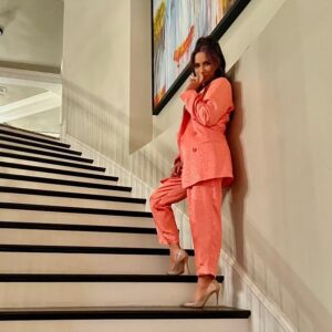 Daniella Alonso Instagram - Don’t forget an all new #Dynasty is on tonight!💥