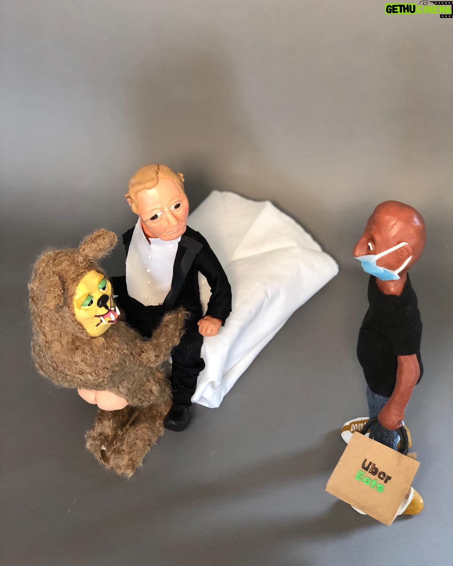 Daniella Pineda - 3.6K Likes - āHi your delivery-oh shit...word...ok...Iām just gonna set this down...ā
.
.
.
Clay, Acrylic, Cloth, Paper.
By ME.