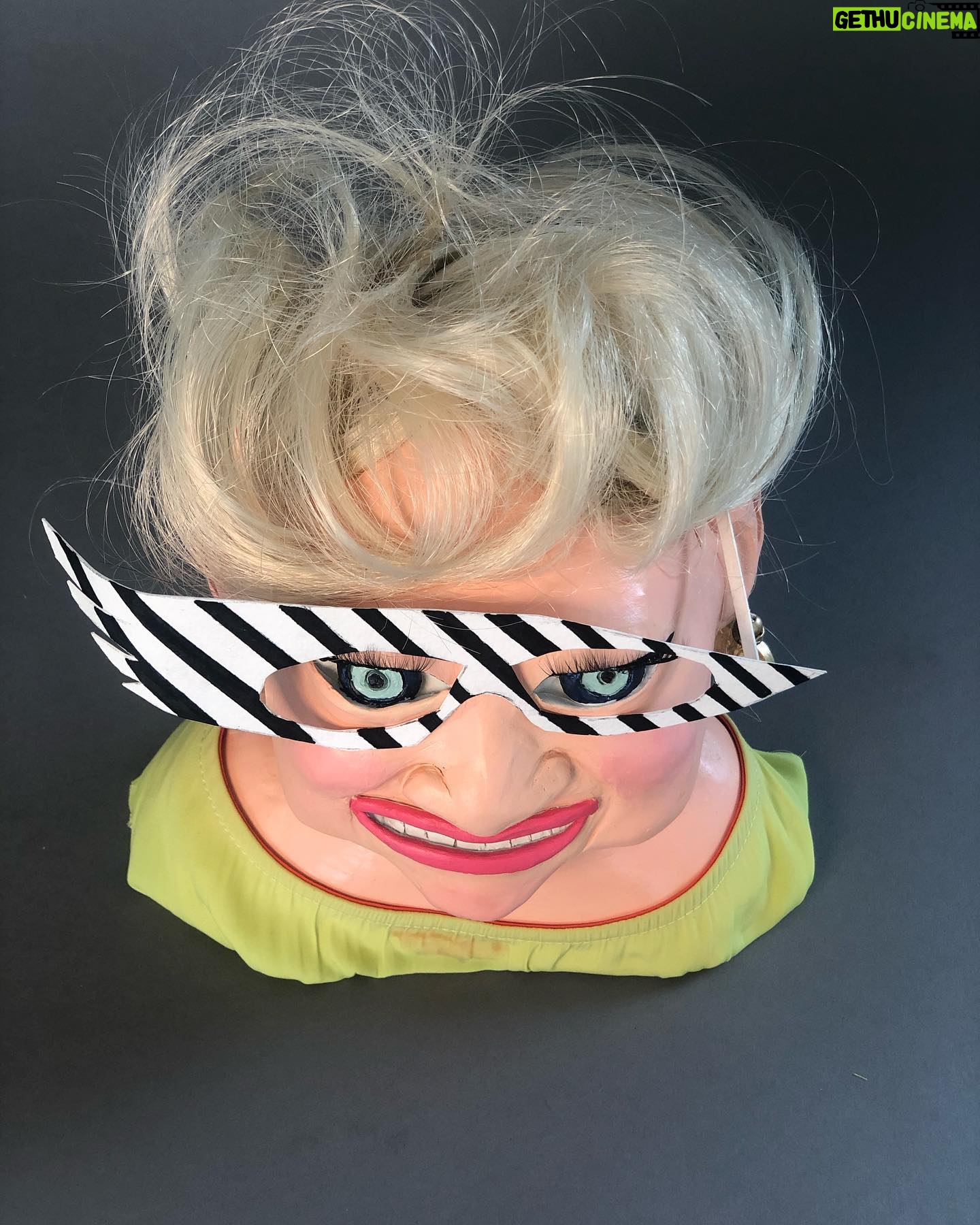 Daniella Pineda Instagram - “The Duchess from Mar-A-Largo” . . . Clay, Acrylic, Paper, Synthetic hair. By ME.