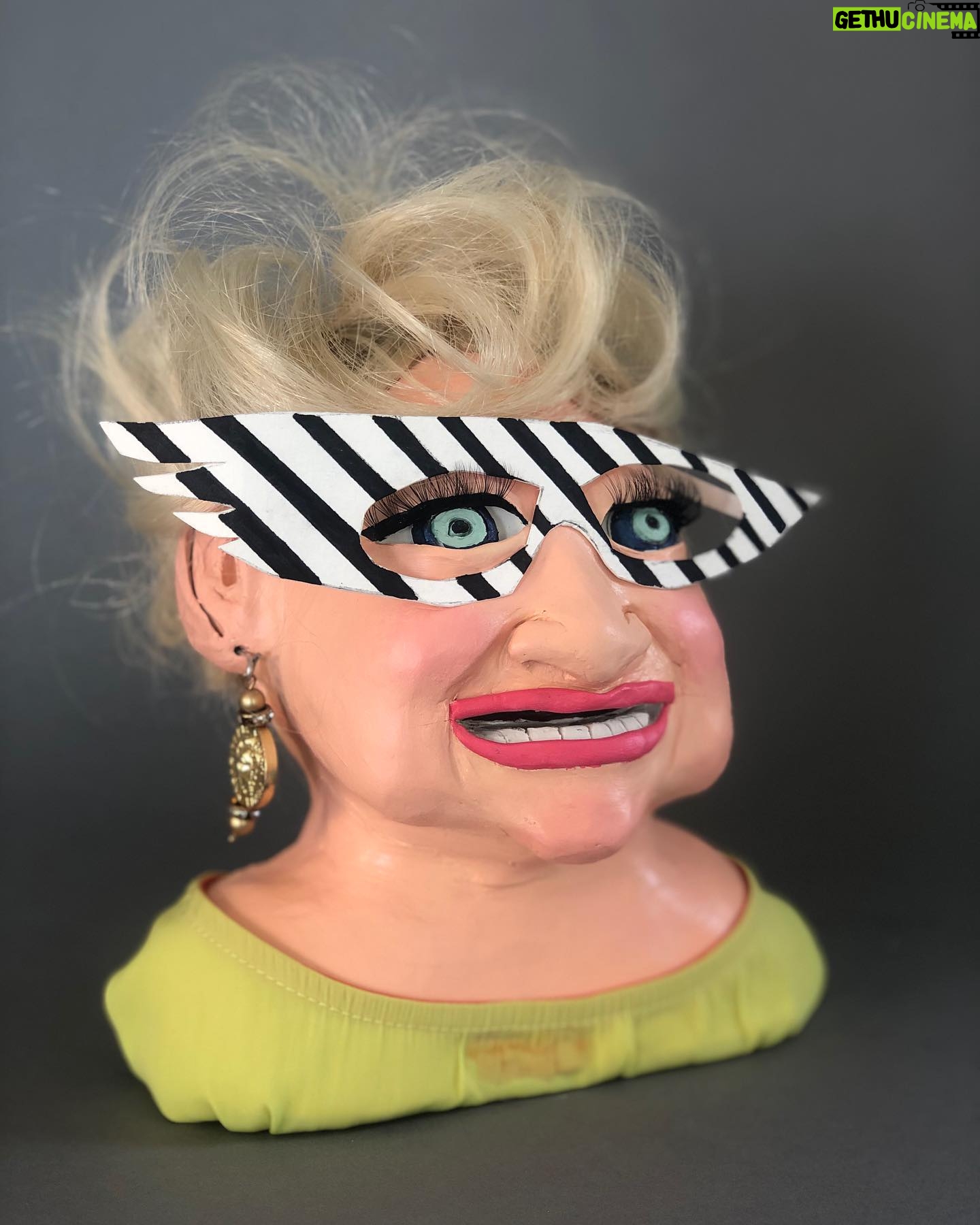 Daniella Pineda Instagram - “The Duchess from Mar-A-Largo” . . . Clay, Acrylic, Paper, Synthetic hair. By ME.