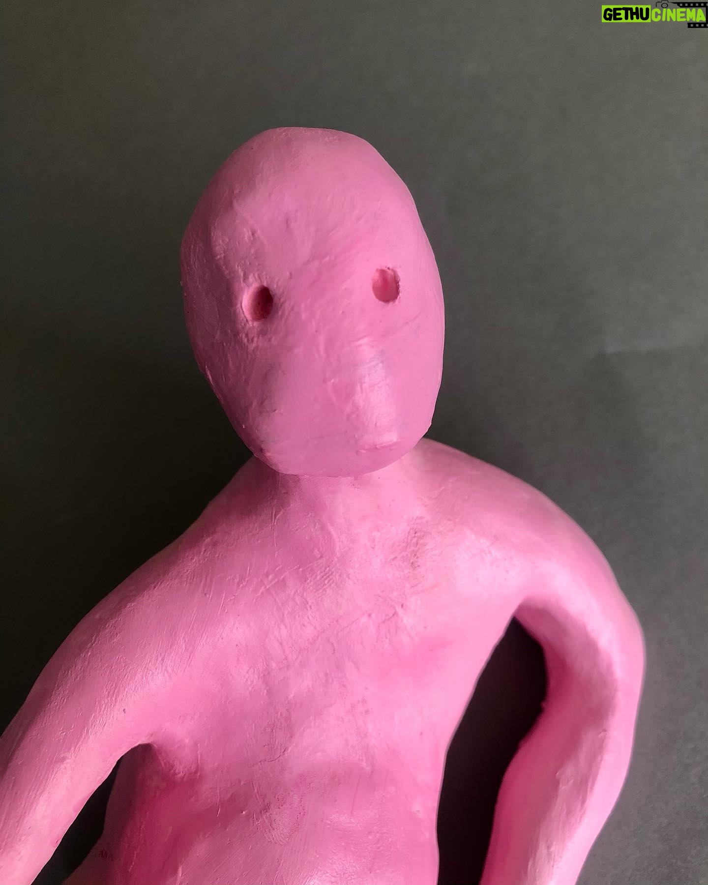 Daniella Pineda - 5.5K Likes - “The Unwanted Pink Dick Pic.”
.
.
.
Clay, Wire, Acrylic. By Me.