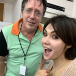 Daniella Pineda Instagram - This is makeup artist John Blake, our department head on “The Plane.” Ok, people come and go in this business, here today gone today TIK TOK influenzers blah blah. POSERS. Then there’s the John’s of the world. As we got to know each other I soon realized that John is a weird little wizard savant who must be protected and preserved in futuristic goo for the sake of cinematic history. Or someone should keep him in a glass case at the Academy of Motion Picture Arts and Science Museum. Here are SOME of John’s credits: FARGO BEETLEJUICE NIGHTMARE ON ELM STREET TROPIC THUNDER THERE WILL BE BLOOD MEN IN BLACK EVERY FUCKING MARVEL MOVIE EVER. We can now all go fuck ourselves. Thank you John for touching my face. It was an honor.
