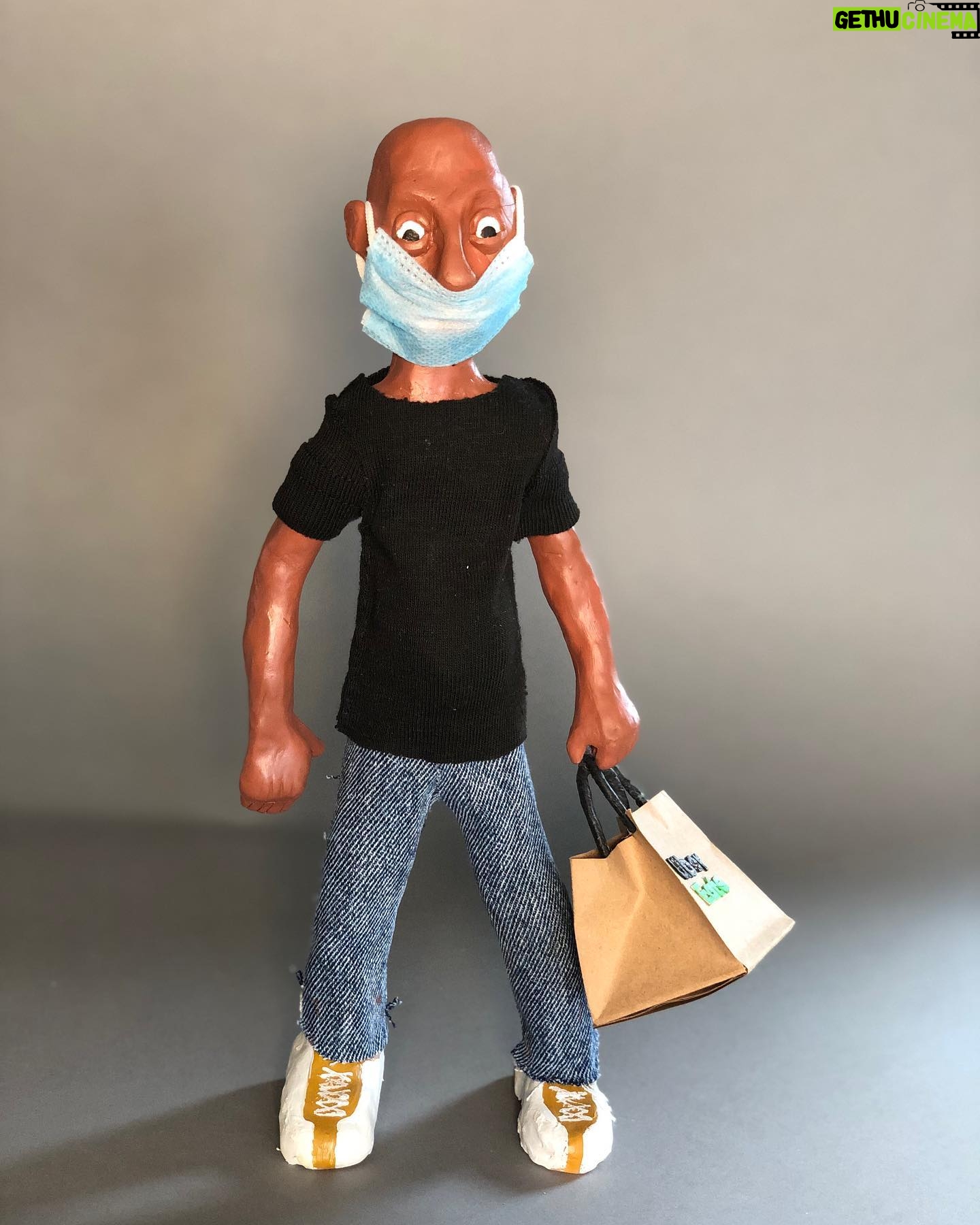Daniella Pineda - 3.6K Likes - āHi your delivery-oh shit...word...ok...Iām just gonna set this down...ā
.
.
.
Clay, Acrylic, Cloth, Paper.
By ME.