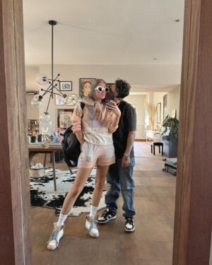 Danielle Clyde Instagram - Nosotros 🤍