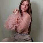 Danielle Clyde Instagram - Estos son los retratos que tomé con mi OPPO Reno11 5G después de la experiencia con Benefit. Increíbles no? @oppomexico #OPPOReno115G #ExpertoenRetrato #OPPOxBenefit