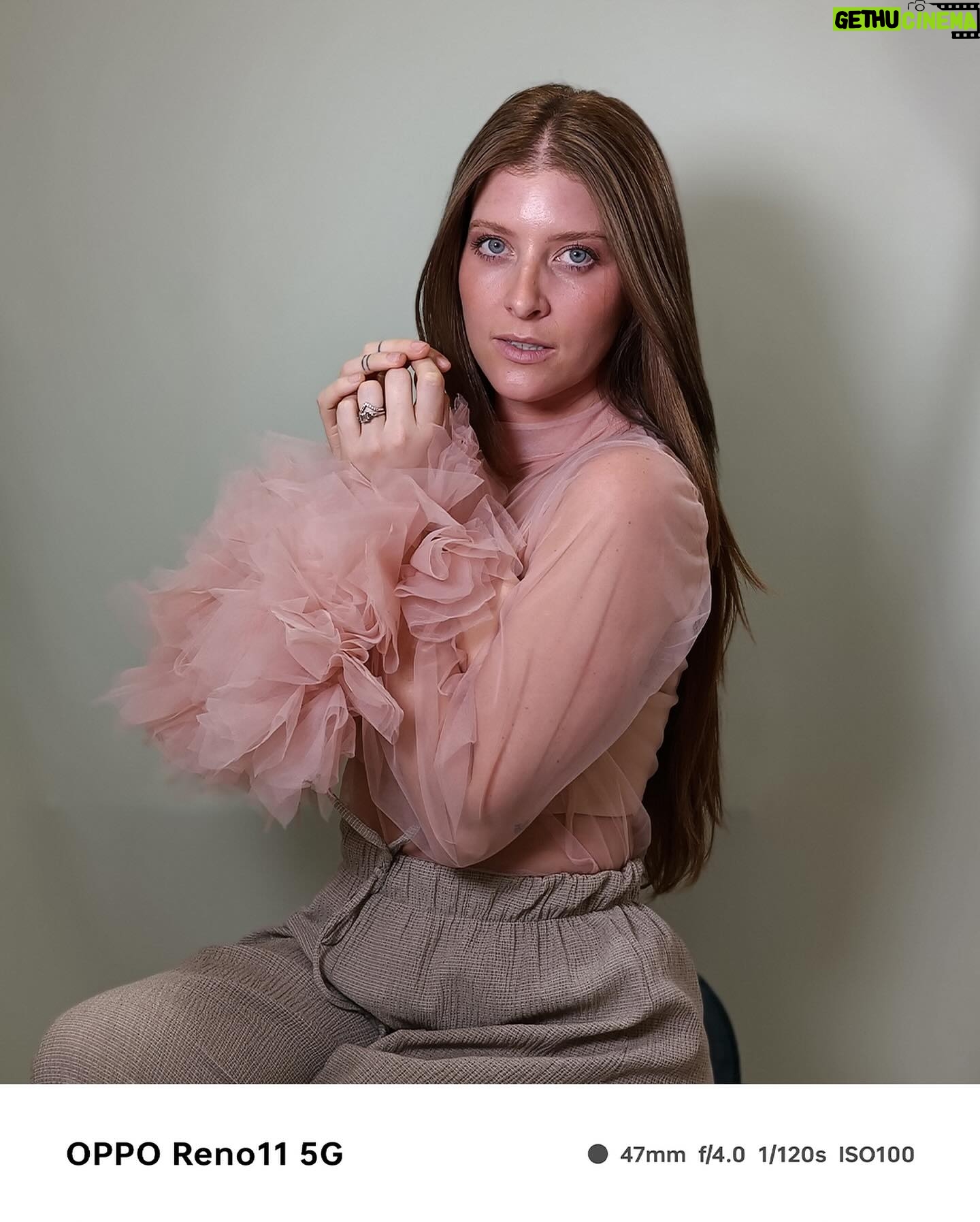 Danielle Clyde Instagram - Estos son los retratos que tomé con mi OPPO Reno11 5G después de la experiencia con Benefit. Increíbles no? @oppomexico #OPPOReno115G #ExpertoenRetrato #OPPOxBenefit