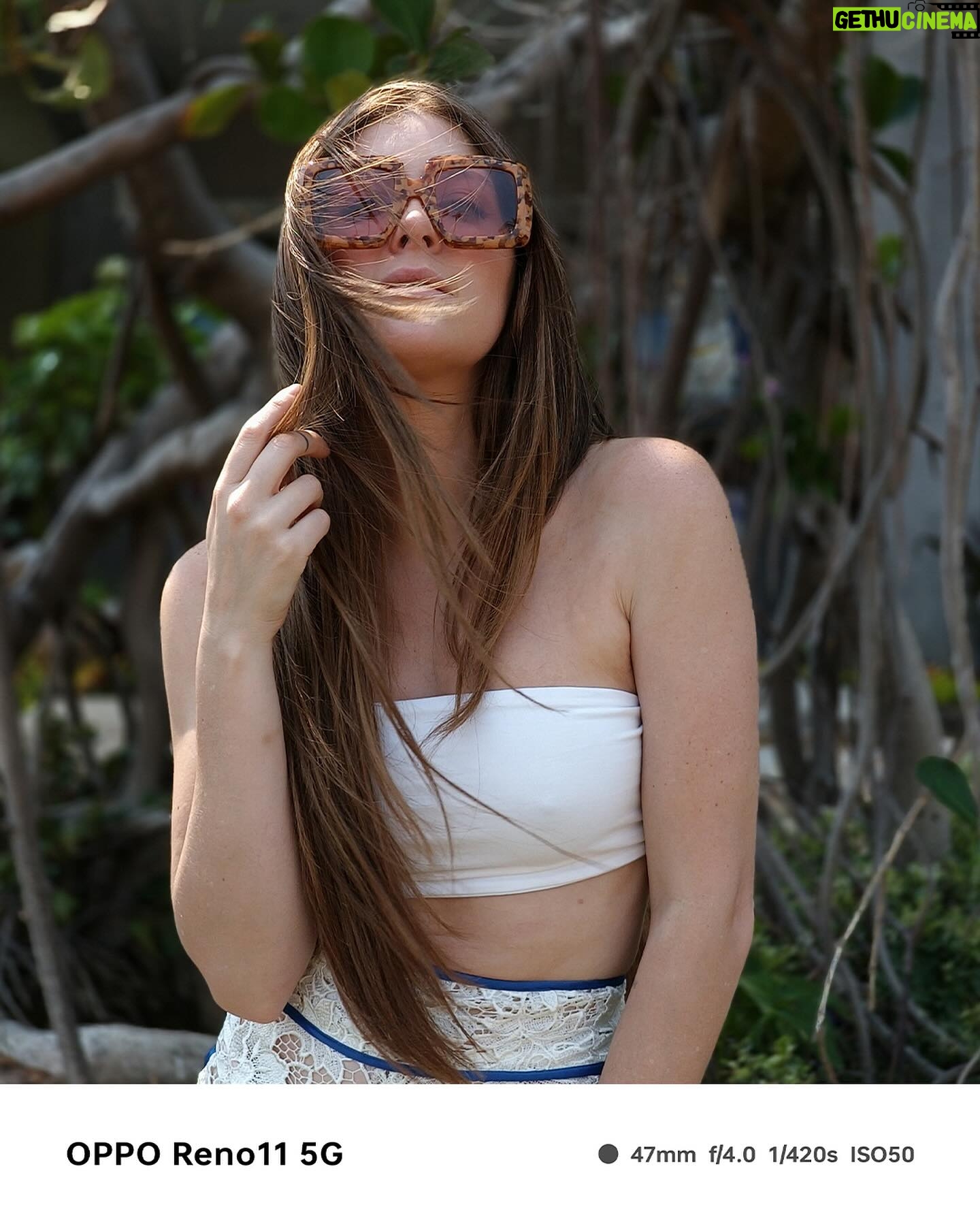 Danielle Clyde Instagram - Realmente estoy encantada como OPPO Reno11 tiene una de las mejores cámaras en su categoría para tomar retratos, vean cómo estas fotos ni siquiera están editadas y se ven espectaculares! @oppomexico #OPPOReno115G