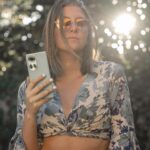 Danielle Clyde Instagram - Díganme si mi OPPO Reno11 5G no es lo más bonito para acompañarme en los momentos más aesthetics de mis vacaciones. Amo que puede tomar fotos hermosas gracias a que su cámara tiene 50MP con tecnología Sony Sensor y 32MP en modo retrato. Así puedo capturar los mejores momentos con mi familia. @oppomexico #OPPOReno115G