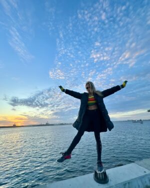 Danielle Mathers Instagram - I love being a tourist in my own town!
🗺️📍🧗🏼‍♀️☀️
Comment with other cool, hidden, or iconic spots you think are worth visiting in San Diego!