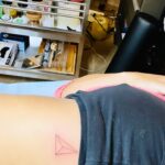 Danielle Nicolet Instagram - So many pics I want to share about tonight’s episode, but they’re all spoilers! So instead, here’s pics of the tattoo I got while shooting tonight’s episode 🖋️😁