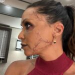 Danielle Nicolet Instagram - BTS of getting zombified for last nights episode 🧟‍♀️- it’s not easy being undead! (Biggie was not a fan 😂) #TheFlash