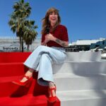 Daphné Bürki Instagram - Point Look. Point Barre. Point Cannes! Je vous embrasse 💋 1. Polo @gipsymaurice Pantalon @zimmermann Shoes @zimmermann Bijou @moulinrougeofficiel en colaboration avec @onauratoutvu 2. Robe @soniarykiel Shoes @rogervivier Bijou @antic.tonic Beauty @saiko.red Hair @dessangeparis 📷 look @capucine.cbc #cannesfestival sur @cultureboxftv @francetelevisions @brutofficiel
