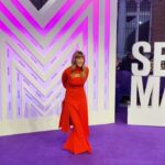Daphné Bürki Instagram – Vous êtes nombreux à me poser la question de ce look que j’ai porté pour l’ouverture de @seriesmania et où le trouver!  Tout simplement en faisant un tour  au @printemps chez @awake_mode 
Ce n’est pas une collaboration commerciale! Juste un kiff de trouver une sélection cool à l’étage des créateurs « l’endroit ».
Je me suis sentie en place (ça veut dire bien gainée quoi).
Des bisous pour vous 💋

Bijou @marcdelocheofficiel 
Shoes @maisonernest
Partner @capucine.cbc