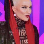 Daphne Guinness Instagram – I had an absolute ball as a guest judge on this week’s @dragraceukbbc episode! 💫

Thank you @rupaulofficial @bbcthree for having me 💕
Best of luck to the final queens 🧿

💇‍♀️ @tomwberry 
💄 @juliecooper_makeup 

#dragrace #dragraceuk #rupaulsdragrace
