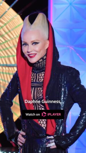 Daphne Guinness Instagram - Get you a guest judge who is a QUADRUPLE THREAT, @DaphneGuinness 💋

#DragRaceUK #iPlayer