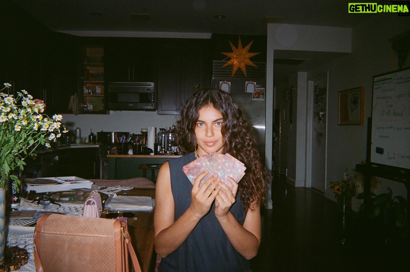 Dar Zuzovsky - 3 Likes - Tribeca film pt 3
