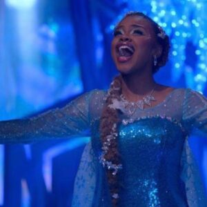 Dara Reneé Instagram - Wow…Look  how fast the night changes❤️🥹 Kourtney was only written to be in ONE EPISODE and now by the grace of God I have become the FIRST BLACK TELEVISED ELSA!! I never thought I could be the princess, never thought I was pretty enough, small enough, dainty enough but NOW y’all have shown me otherwise❤️🥹 I’m crying writing this because our supporters of HSMTMTS have made me feel so special and so wanted ❤️ I never knew I could be the princess that gets the happy ending but today y’all have given me that❤️ BIG Thank you to the Cast and Crew for being there for me ALWAYS and Thank you to my supporters for saving me🥹❤️ LOVE YOU ALL!!!!!!! 
#hsmtmts