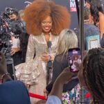 Dara Reneé Instagram - AHHHH!! I know I’m late posting but for the first time in a LONG TIME, I had my family from BMORE come GET LIT WITH ME!! Seeing my family on the red carpet serving like I’ve always dreamed makes all this worth while ❤️ Thank you Jesus for these moments that I prayed for 💛 LOOK YALL!! WE MADE IT🥹❤️❤️ Styled : @mrenriquemelendez Fitted : @auntfunkyscloset Hair: @ro_styles_hair