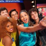 Dara Reneé Instagram - NOT US WINNING?!!!!! YASSS!!! Our squad is always POPPING!! ANDDD I WAS TRENDING?!!!! WILDDD!! Thank you @familyfeudabc for having us!! And thank you @makeawishamerica for allowing us to play for y’all!!! THIS HAS LITERALLY ALWAYS BEEN A DREAM OF MINE!! Wheww chile I got too many Memories of watching this show DAILY in my grandmother’s kitchen😭 and Not only was I able to be on Family Feud but also PLAY FAST MONEY!!!! BEYOND GRATEFUL!! WONT HE DO IT!!! 🙏🏾😭💫 #hsmtmts #familyfeud