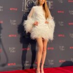 Darby Stanchfield Instagram – WHY NOT THROW A @netflix AFTER-PARTY?!? ✨🥂✨😆

Dream team: 
Styled: @daniandemmastyle 
Hair: @dickycollins 
Makeup: @fabiolamakeup 
✨✨✨✨✨
💨Dress: @rvngcouture 
Green gems: @milkwhiteofficial 
Glass slippers: @goodamerican 
✨✨✨✨✨
@lockeandkeynetflix Premieres OCT 22✨