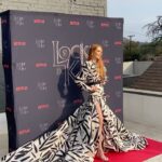 Darby Stanchfield Instagram – 💥Virtual World Premiere 💥@lockeandkeynetflix Season 2 💥🗝

DREAM TEAM 💥 Thank you!! 
💥Stylists @daniandemmastyle 
💥MU @fabiolamakeup 
💥Hair @dickycollins 
💥📸 @austinzward 
💥🦓dress: @marmarhalim 
💥glass slippers: @goodamerican 
💥gems: @milkwhiteofficial 
💥Publicists @imprintpr 
💥style reporter @dani_charlton 
💥videographer @emmarube 
💥NY cheer squad @jenniferilyssa 
💥LA cheer squad @domappel 
💥Premieres @netflix Oct 22nd! 💥