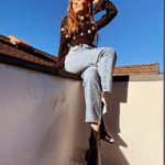Darby Stanchfield Instagram – International press day ✌🏼 for @lockeandkeynetflix Shouting from the rooftops (yes I’m on a rooftop 😆) about how much 👉🏼 I LOVE THIS CAST and their big, talented hearts 👈🏼
 #lockeandkey 💥🗝