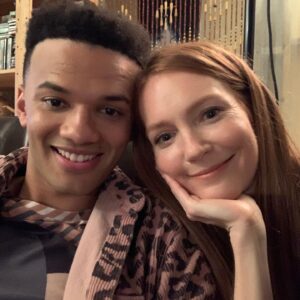 Darby Stanchfield Instagram - S✌🏼 @lockeandkeynetflix 💥THANK YOU EVERYONE for your lovely messages about our show! I read them all and am so grateful to hear from you. ❤️ 

1: Sherrriiiiiii 🥰 
2: Nina’s revolutionary war reenactor🔥
3: First day back 😆
4: what demonnnn…? 😳
5: confessional at Keyhouse 🙏🏼
6: Scot with one T 💕
7: Winterfest ❄️❄️
8: CN Tower experts 😎😎
9: shenanigans ☝🏼
10: our Locke family ❣️

sure do love the cast, crew, & company of #lockeandkey 🎉✨yep sure do 😍