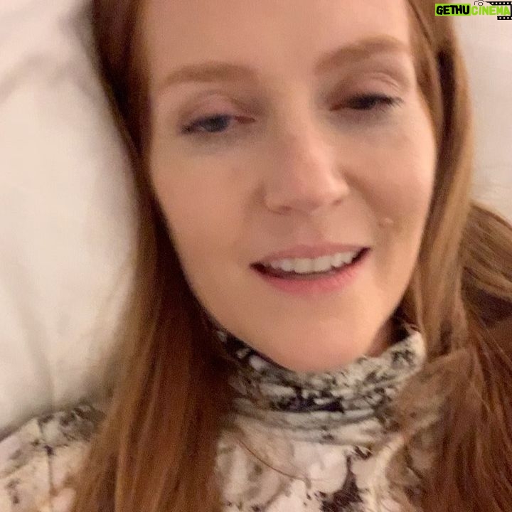 Darby Stanchfield - 7.9K Likes - BTS season 2 silly shenanigans of @lockeandkeynetflix
πππ
1&2: I chickened out and never said π
3: for our beloved @emiliajonesy π₯°
4: dear Rendell Locke @billheckyes β±οΈ
5: just a real normal day at work β οΈ
6: turtleneck party with @laysladeo π₯
7: Brinkerβs end season 2 quest π°
8: Ninaβs new BFβs infomercial @brendanhines π°