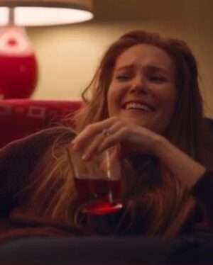 Darby Stanchfield Instagram - Which is your favorite Nina? 
1- date w/ teacher Nina
2- drunk camping Nina 
3-almost get your kid killed snowglobe Nina
4- hungover Nina 
5- magic action Nina
6-plant key wedding hostess boss Nina
7- introspective Nina 
8- kick Gideon’s ass Nina
9- drunk ruin Christmas Nina 
10- happily ever after Nina 

2 & 7 📸: @billheckyes