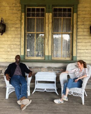 Darby Stanchfield Instagram - 🚨S2 @lockeandkeynetflix NOW STREAMING 🚨 I. Love. These. People. 
I cannot begin to describe what a blast it was working with this incredible cast and crew!  They are fun-loving, talented, hard working people that threw their hearts into this work. We had a blast making #lockeandkeyseason2 and we hope you enjoy it! 💥💥🗝💥