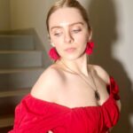 Darcy Rose Byrnes Instagram - I made these earrings 💋 #crochet #handmade #handmadejewelry