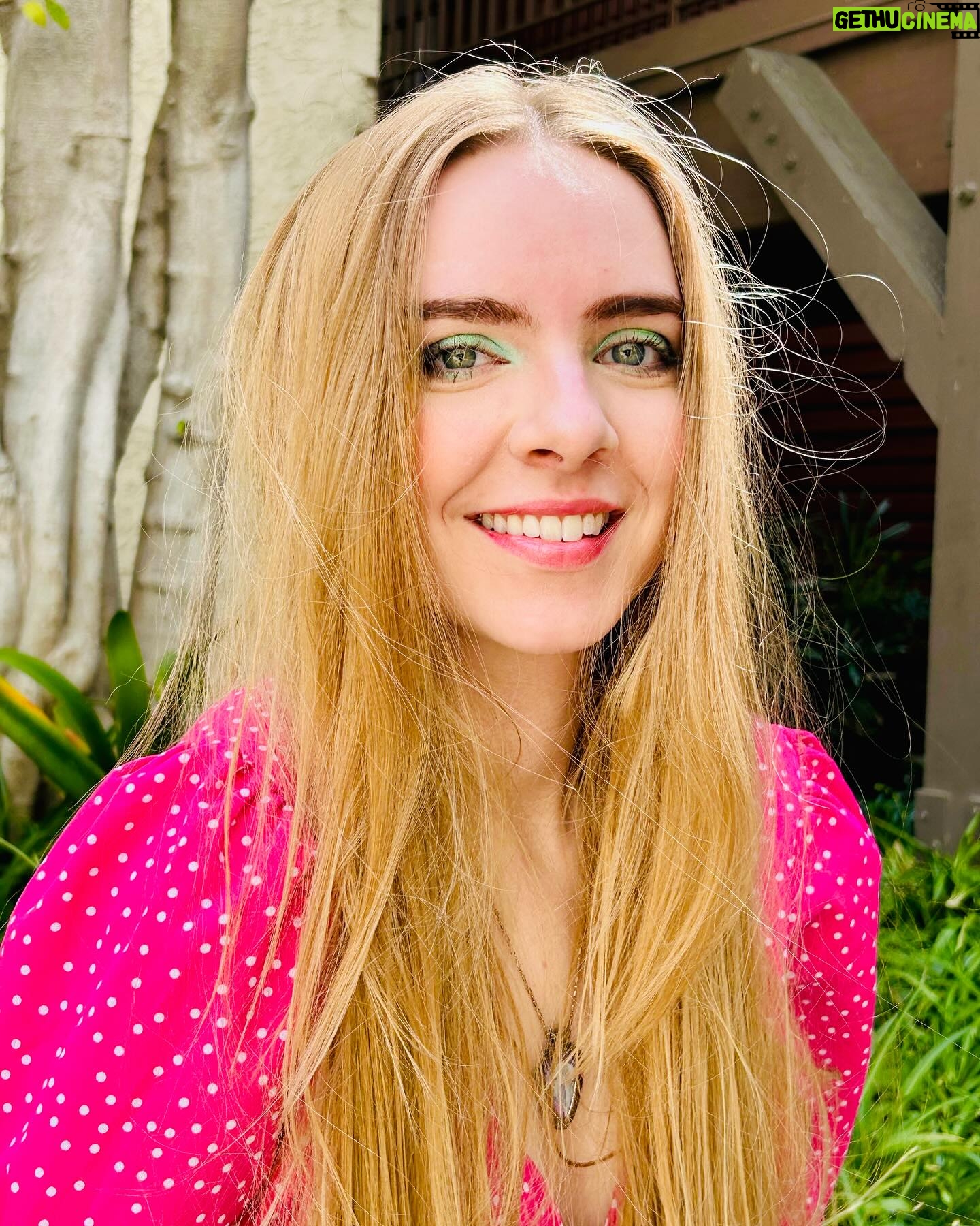 Darcy Rose Byrnes - 3 Likes - Glas (green) 💚 #gaeilge #green #stpatricksday #hair #longhair 💄makeup by @michaelajamesmu 💋
