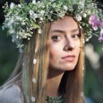 Daria Petrozhytska Instagram - Чим вам не Конотопська відьма чи Мавка 🤔 Посилаю бажання у Всесвіт і натякаю фільм.юа 🙏🏻😅 Як вам образ ? Дякую за фото @vladimir_0531_