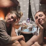 Daria Petrozhytska Instagram - Всі ми живі люди і втомлюємось,можемо дозволяти собі слабинку☺️ Давайте собі можливість вдихнути,видихнути,потім знову вдихнути і погнати далі💪 Ваші потомлені Ксю і Да♥️
